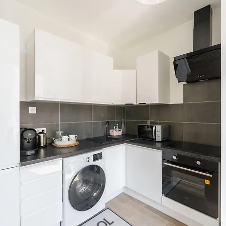 - Corneille Apartamento