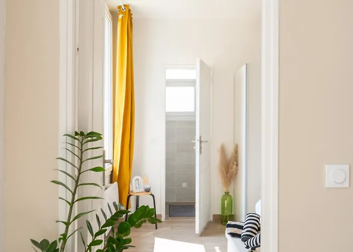 Apartment - Corneille